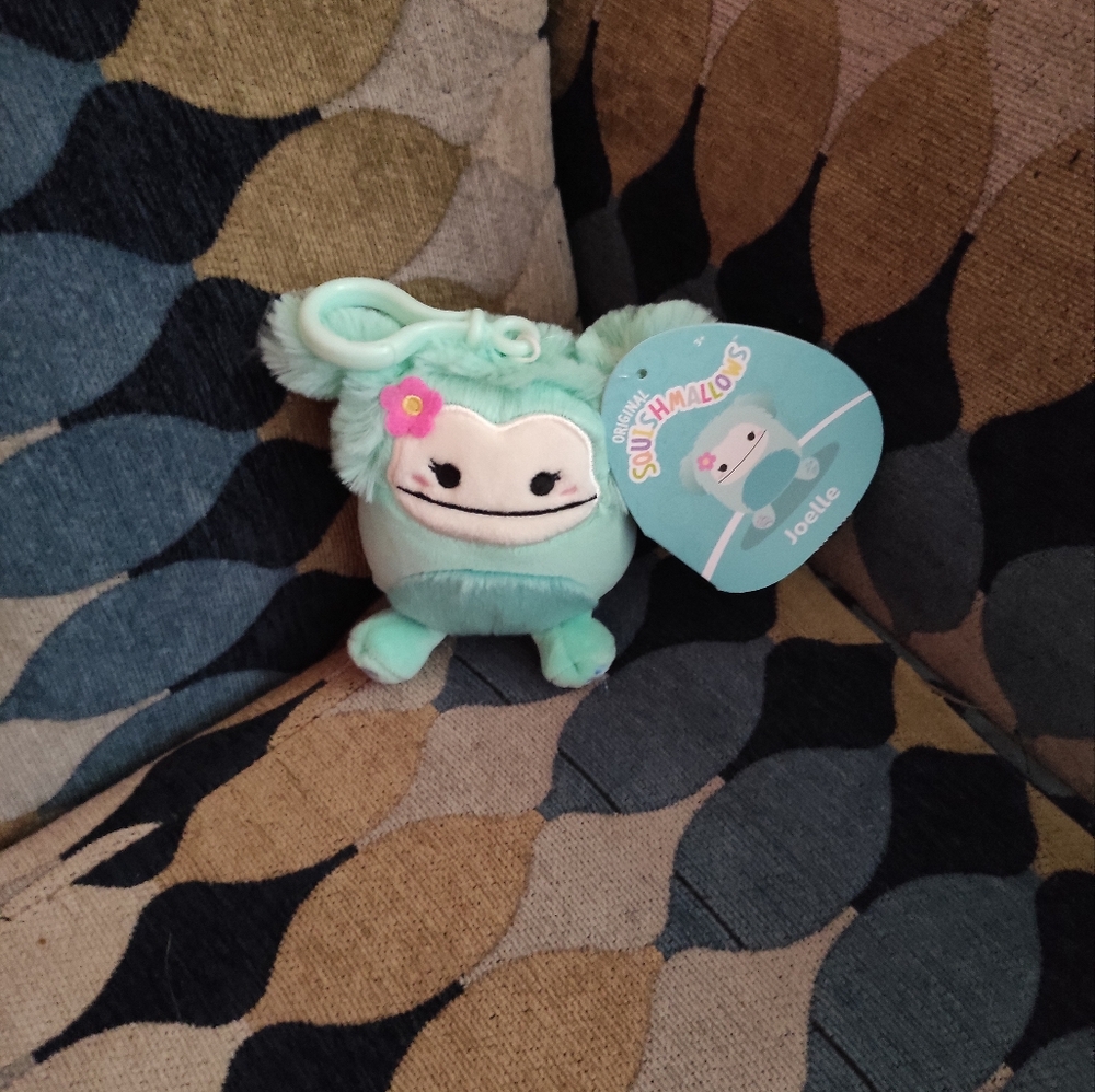 4" Joelle The Bigfoot Clip Squishmallow